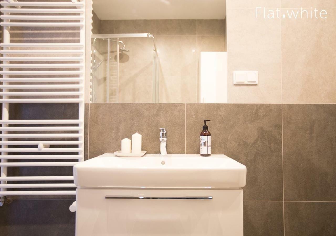 Apartamenty Flat White Zamkowa 4-6 Zielona Góra Exteriör bild
