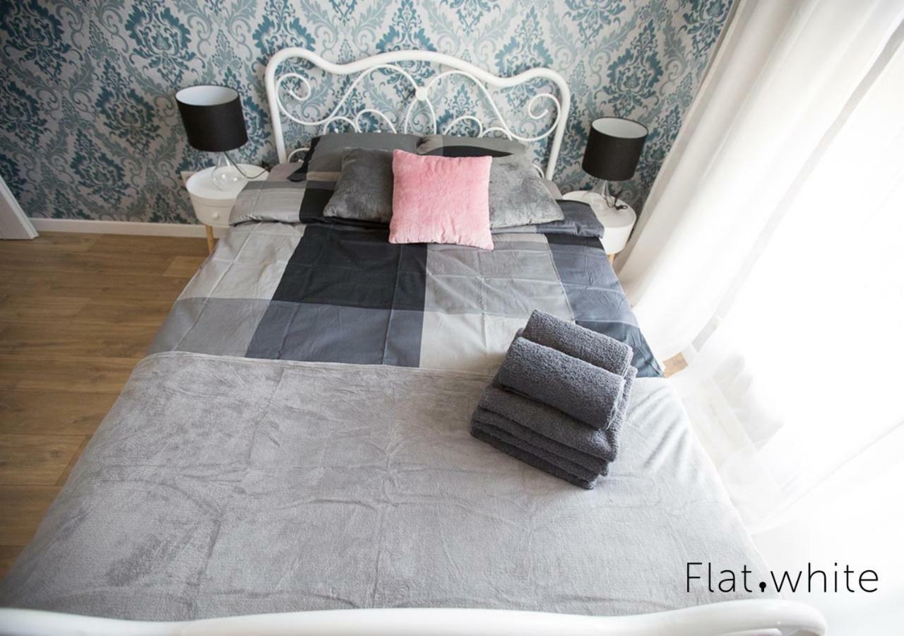 Apartamenty Flat White Zamkowa 4-6 Zielona Góra Exteriör bild