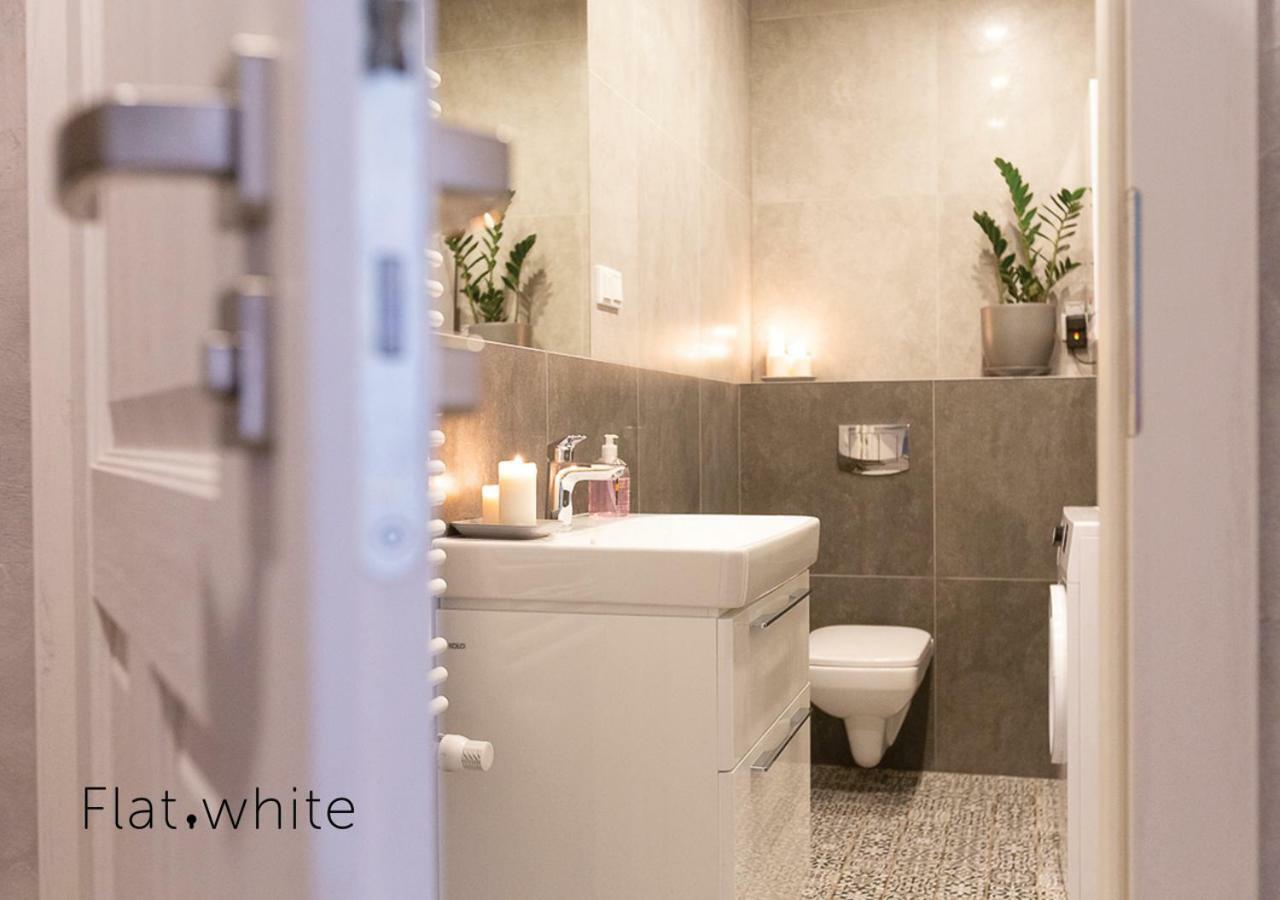 Apartamenty Flat White Zamkowa 4-6 Zielona Góra Exteriör bild